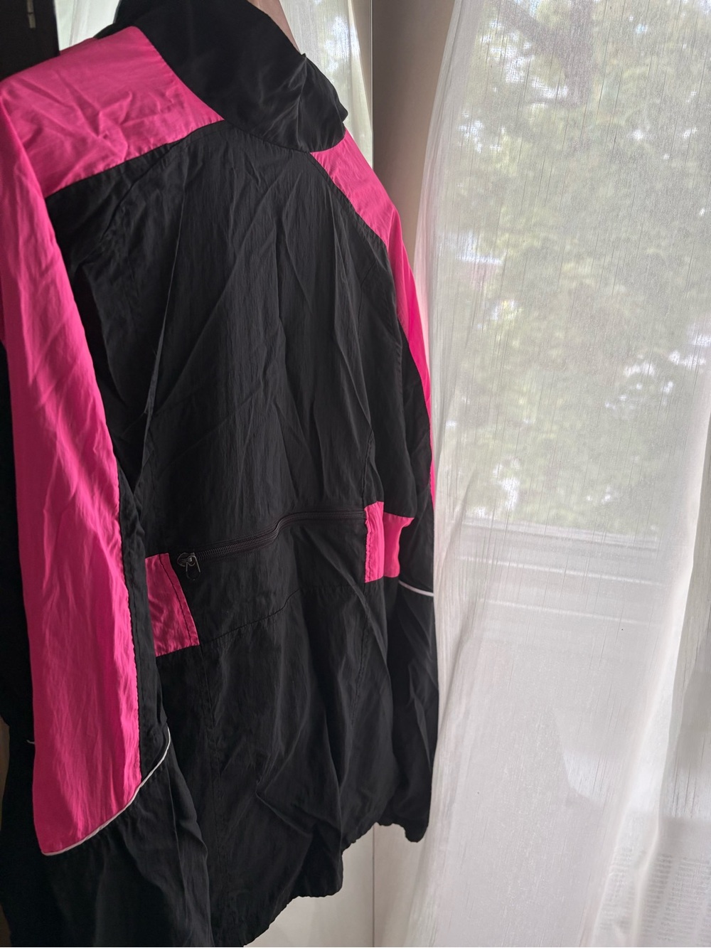 Kendall & Kylie Black and Hot Pink Colorblock Ski Jacket